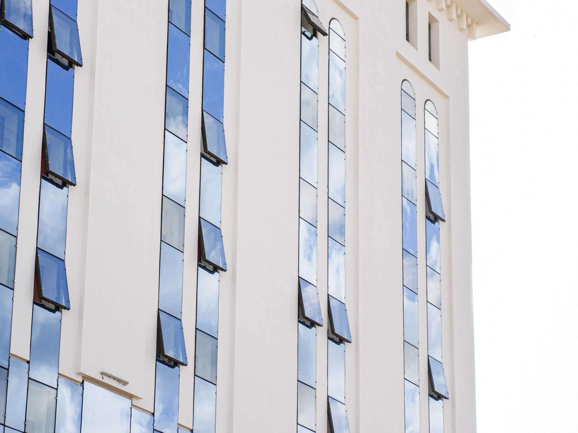 Ibis Tunis Hotel Exterior foto